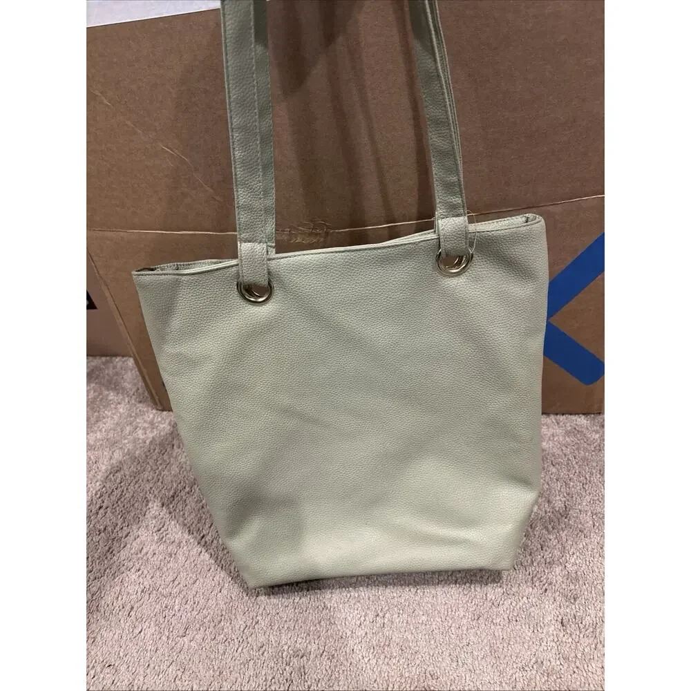Gloria Vanderbilt Sage Green Faux Leather Women’s Tote‎ Bag Gold Swan Shoulder